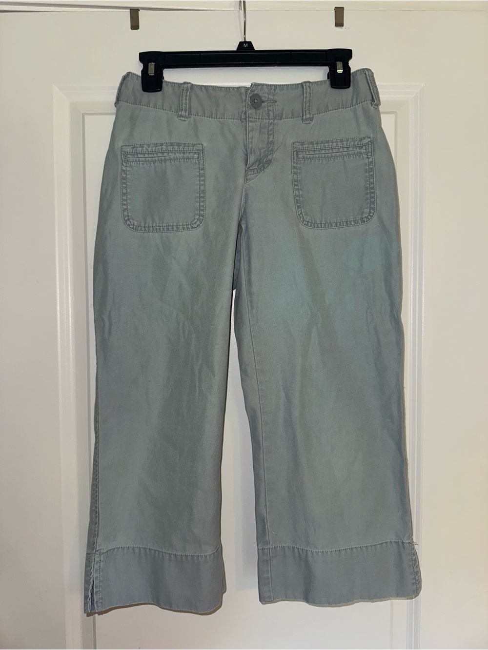 The North Face Hiking Capri Pants Sage Gray Size 4 Outdoor Cargo Crop